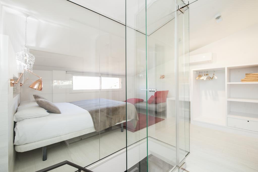 Barcelona Penthouse Private Terrace Sustainable Stay Keyless Access 외부 사진