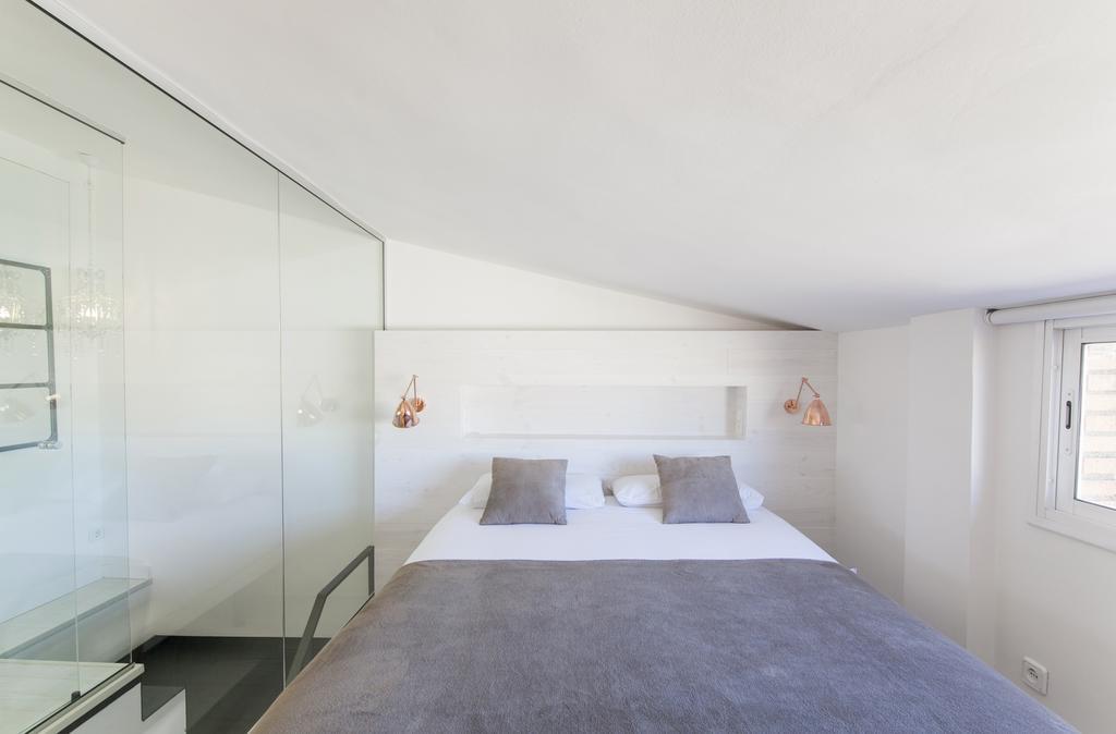 Barcelona Penthouse Private Terrace Sustainable Stay Keyless Access 외부 사진